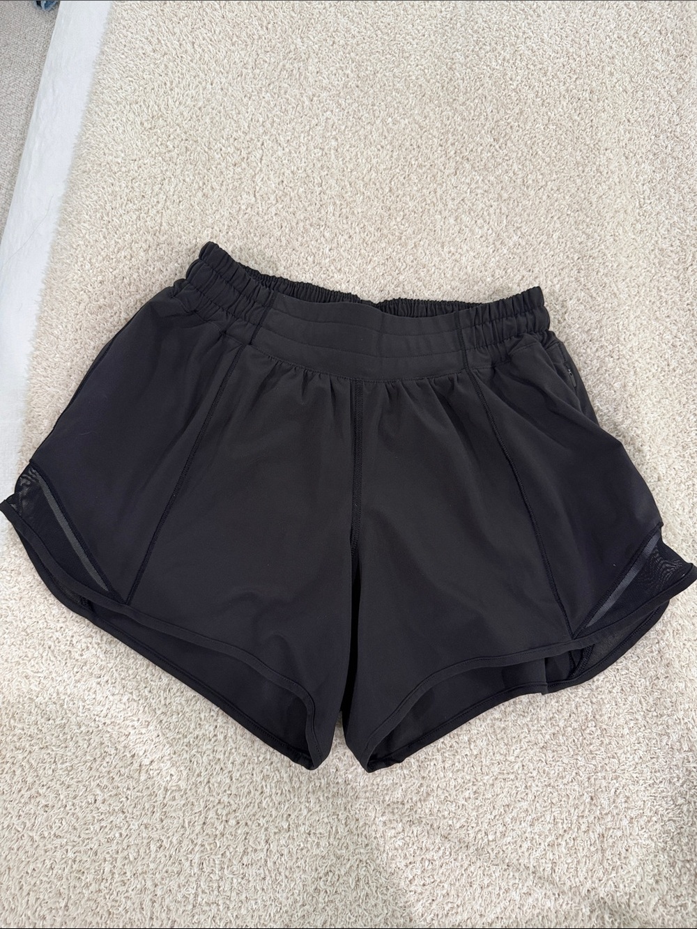 Lululemon Running Shorts mesh black - Picture 2 of 4